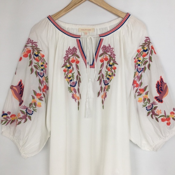 Solitaire Anthropologie Embroidered Peasant Floral Top White Pink Women’s Sz XL - Picture 3 of 13